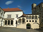 Diszes lépcső