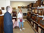 Verőcén, 2013.05.04-én Perneky Sándor  lebilincselő tárlatvezetését hallgatjuk