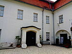 Vár és múzeum