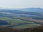 ott hátul középen a Pilis-tető meredélye
