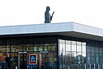 Jézus az Aldi felett